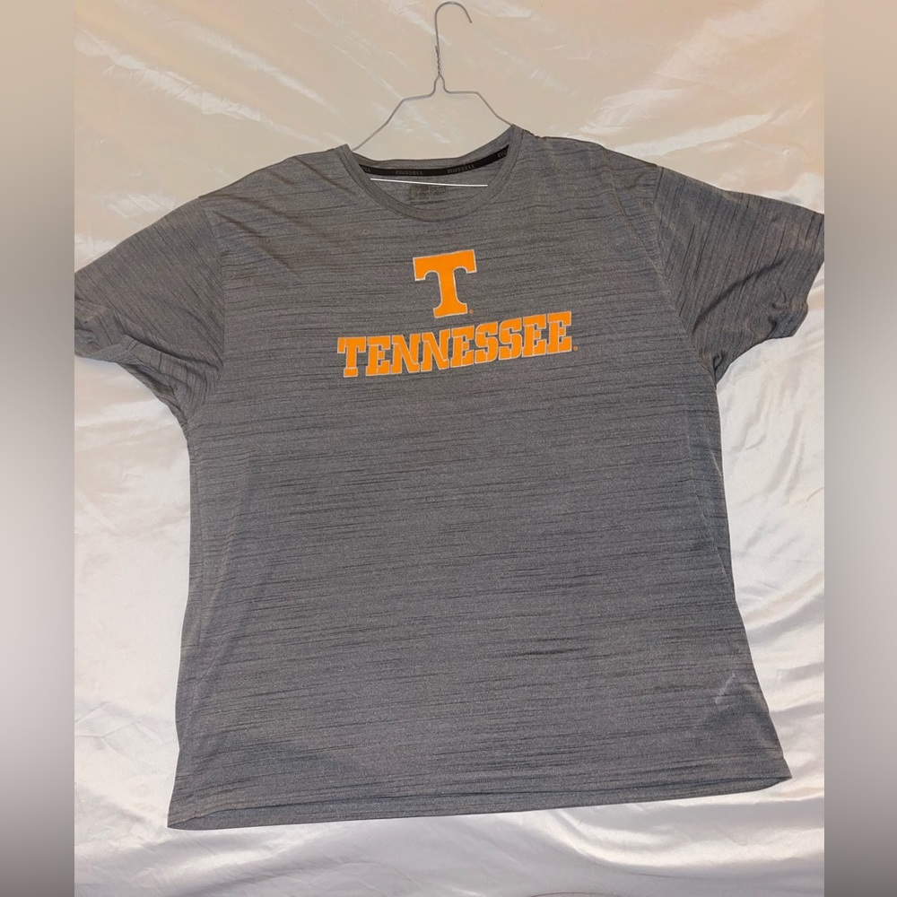 Men’s Tennessee shirt